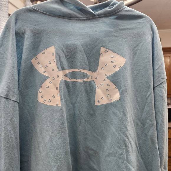 Under Armour Light Blue Pullover with Logo - Picture 1 of 4